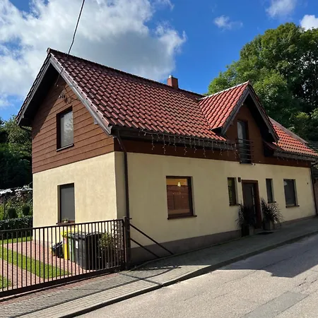 Nad Zatoka Pucka شقة