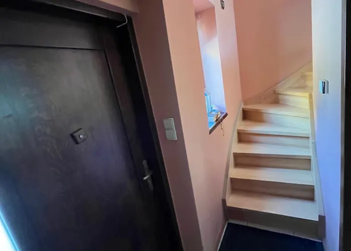 Nad Zatoka Pucka 公寓 *